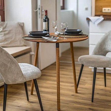 Ruhige Und Stilvolle Wohnung Am Clara-Zetkin-Park Leipzig Eksteriør bilde