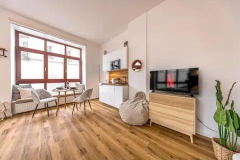 Ruhige Und Stilvolle Wohnung Am Clara-Zetkin-Park Leipzig Eksteriør bilde